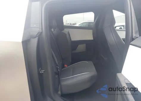 2025 Tesla Cybertruck All-Wheel Drive from USA, damaged, VIN 7G2CEHED5SA067748